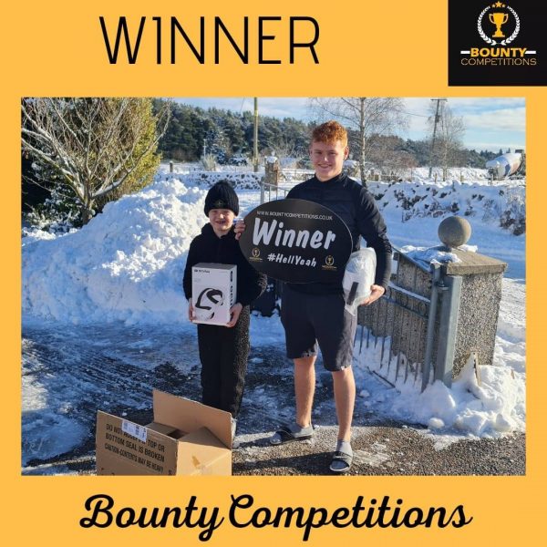 Won a Nintendo Switch Lite Bundle and an Oculus Quest 2 Bundle