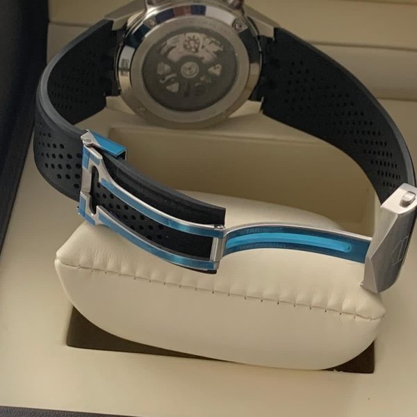 Brand New Unworn 2020 TAG Carrera Calibre Heuer 01 (DRAWN 13.03.21)