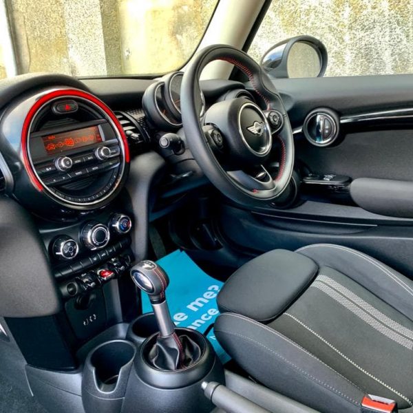 MINI Cooper S 2.0 Automatic (2018) (DRAWN 31.03.21)