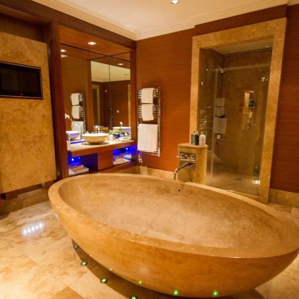 Stobo Castle Break 🏰 £500 Voucher (DRAWN 17.03.21)