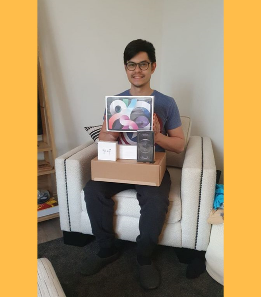 Won the Huuuge Apple Bundle #8