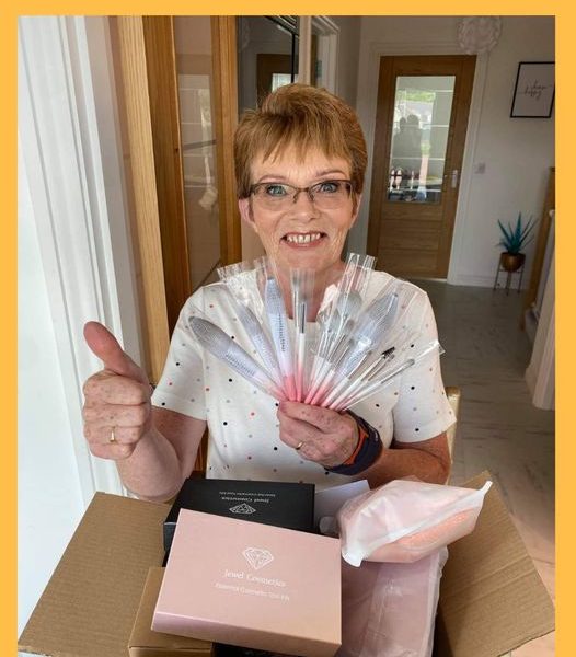 Won the Full Day Makeup Experience with Julia Stronach and Makeup Bundle!!