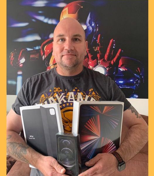 Won the Apple iPad Pro Bundle and iPhone 12 Pro!!