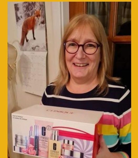 Won the Clinique Best of Clinique Skincare & Makeup Gift Set!!