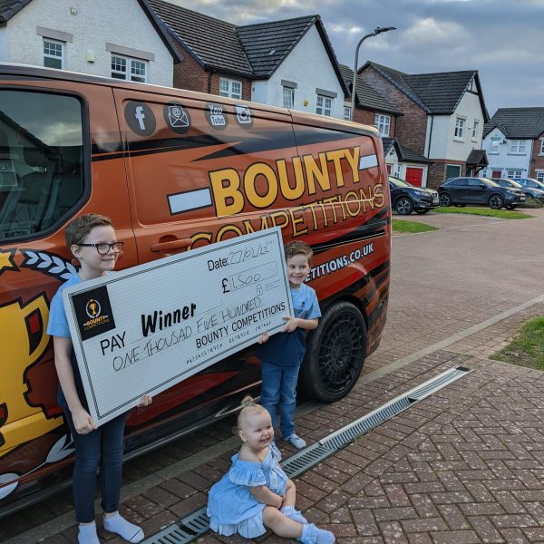 Won the Samsung Galaxy Z Fold3 5G 256GB Foldable Phone in Phantom Silver & took the  £1500 CASH ALT!!