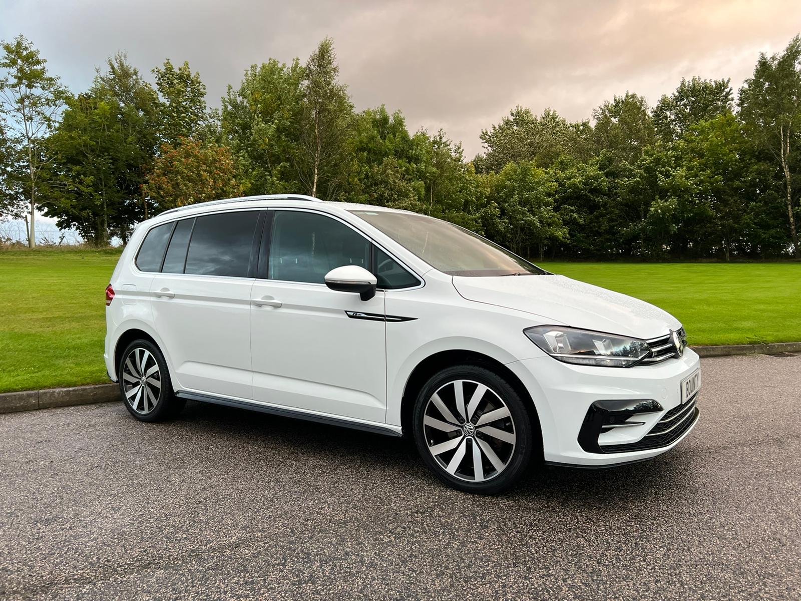 VW says new Touran is lighter, roomier, more frugal