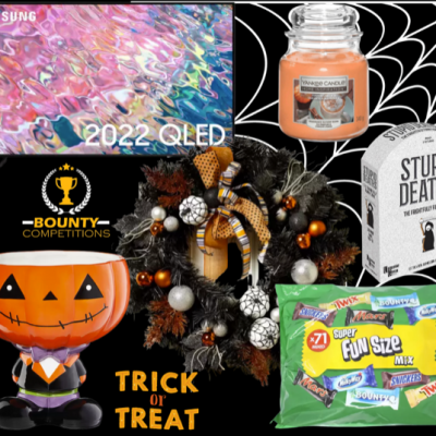 Trick or Treat Halloween Night in (DRAWN 09.09.22)