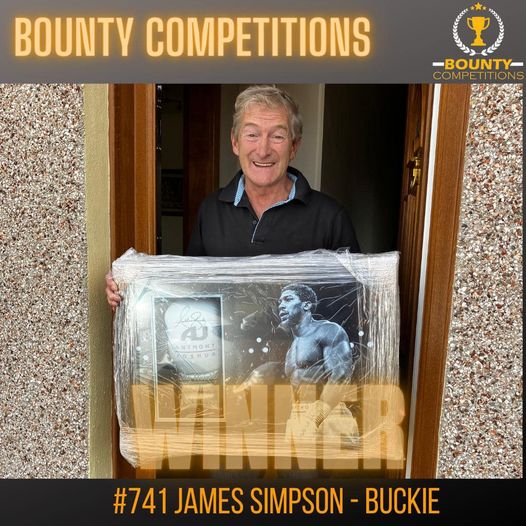 Won the ANTHONY JOSHUA SIGNED SILVER GLOVE DISPLAY!!