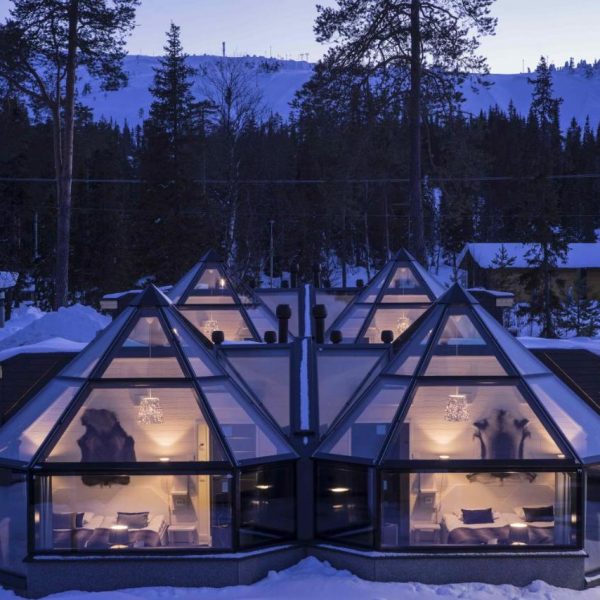 🎅 Lapland - 4 night Igloo Stay & £500 🎅