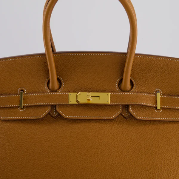 HERMÈS BIRKIN RETOURNE 35CM BAG IN GOLD TOGO LEATHER WITH GOLD HARDWARE
