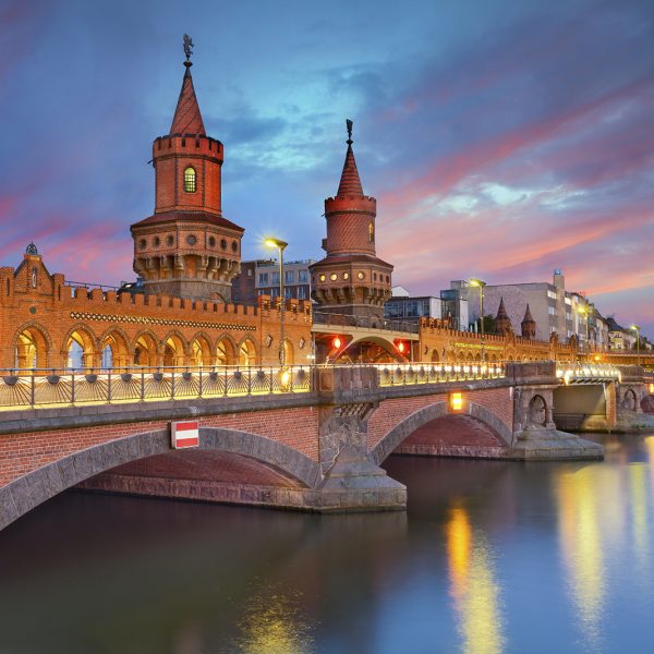 ⭐ Berlin 3 Night Stay For 2 At The 4* Riu Plaza + £500 ⭐