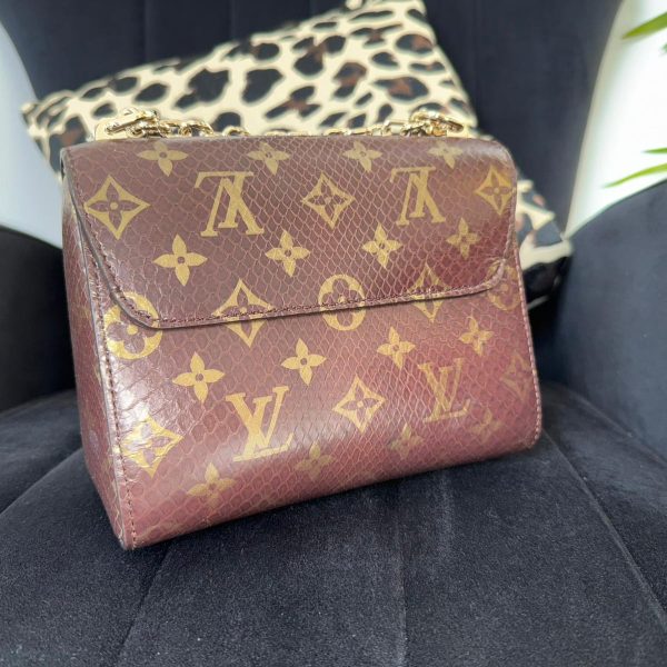 👜**RARE** LIMITED EDITION LOUIS VUITTON TWIST BAG 👜