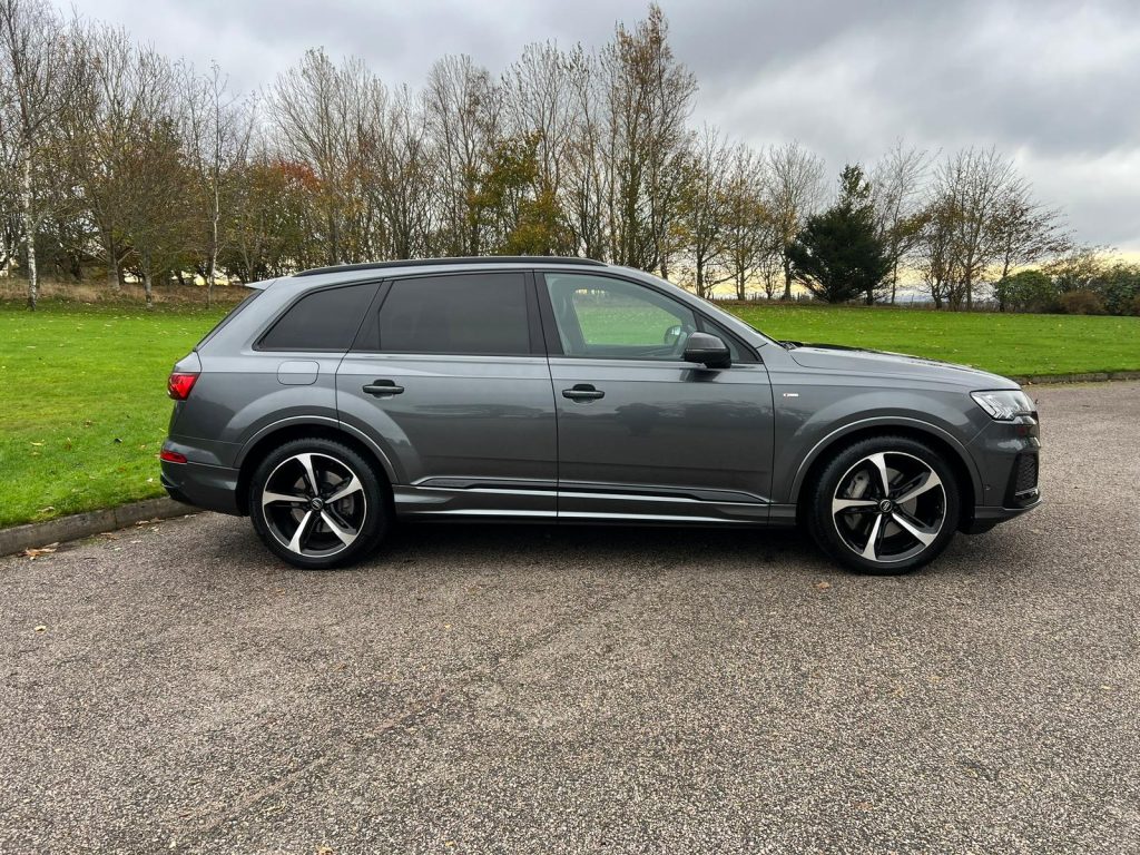 2020 Audi Q7 50 TDI S Line Quattro S-Tronic 7 SEATER